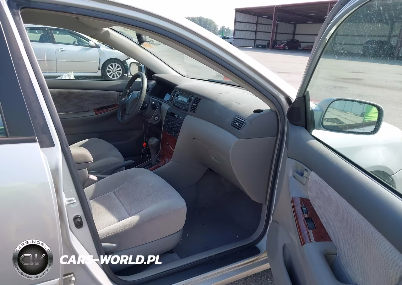 2006 Toyota Corolla Le VIN:1NXBR32E06Z639775 - 5