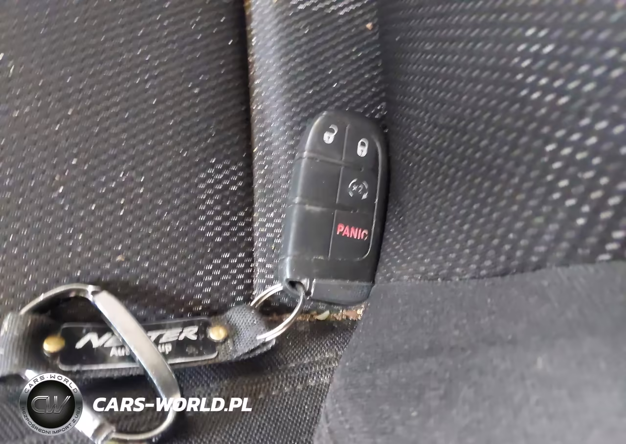 2016 Jeep Renegade Latitude VIN:ZACCJABT2GPE34223 - 11
