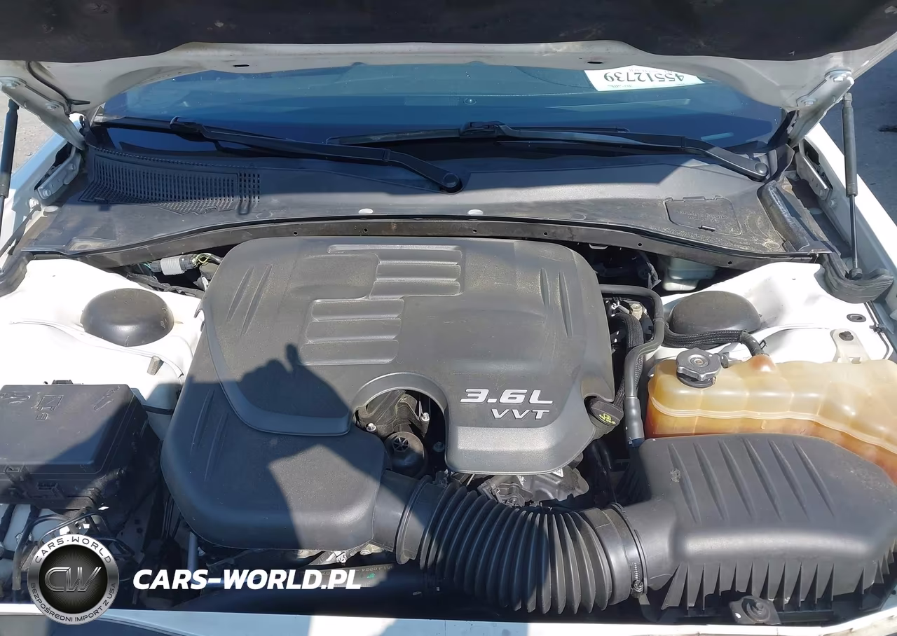 2014 Chrysler 300 300S VIN:2C3CCABG3EH230983 - 10