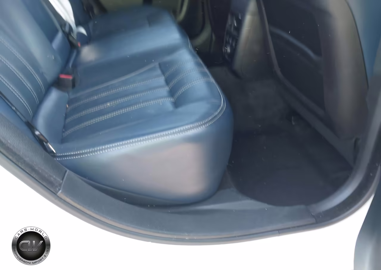 2014 Chrysler 300 300S VIN:2C3CCABG3EH230983 - 8