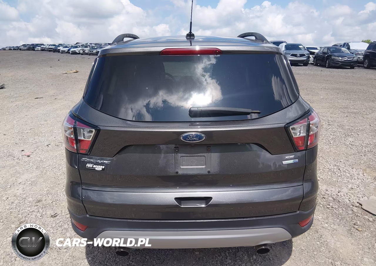 2018 Ford Escape Se VIN:1FMCU9GD2JUA60740 - 16