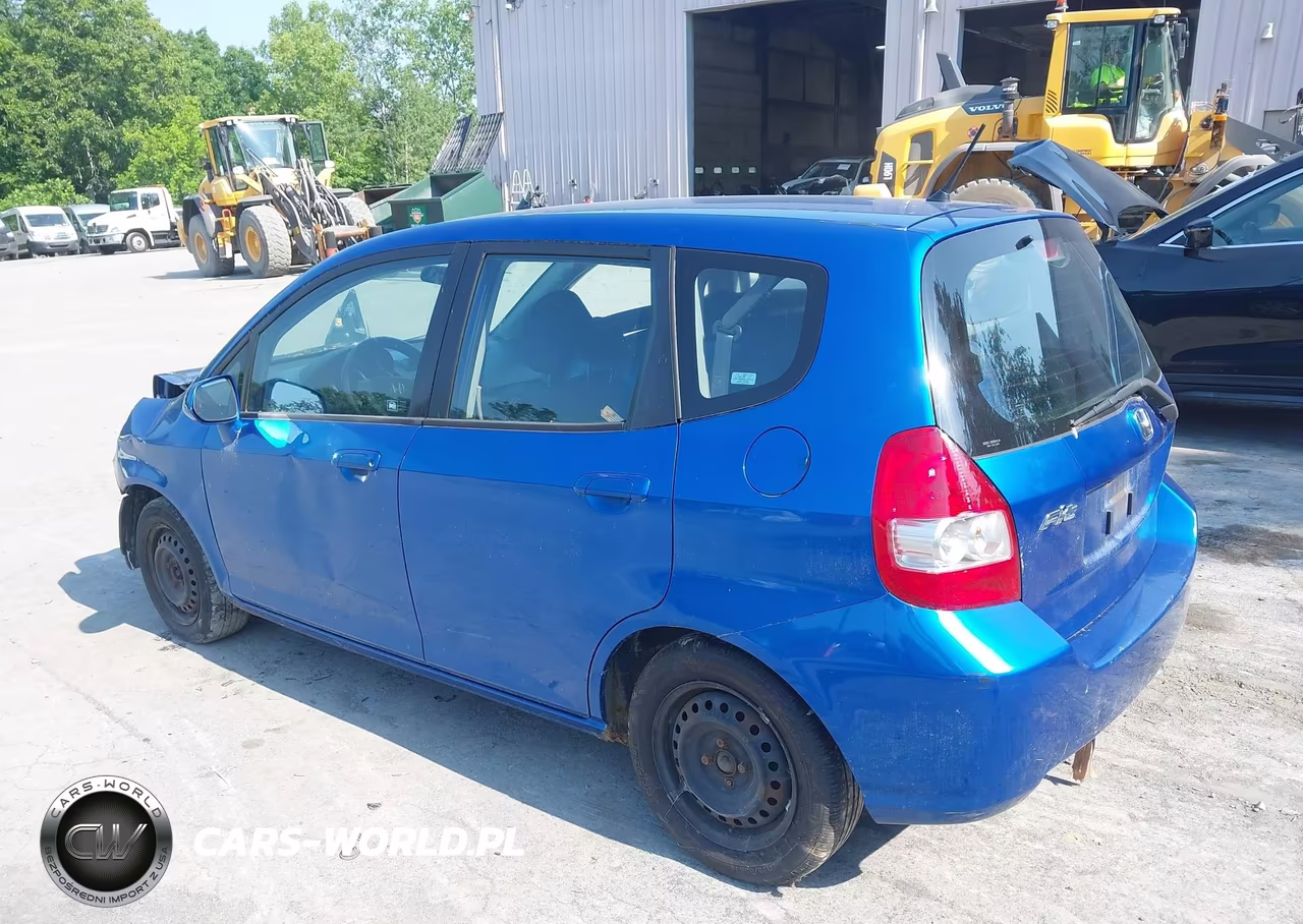 2007 Honda Fit VIN:JHMGD38497S068175 - 3