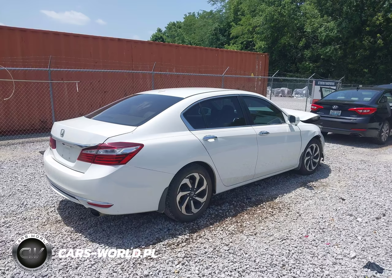 2017 Honda Accord Ex-L VIN:1HGCR2F86HA051943 - 4