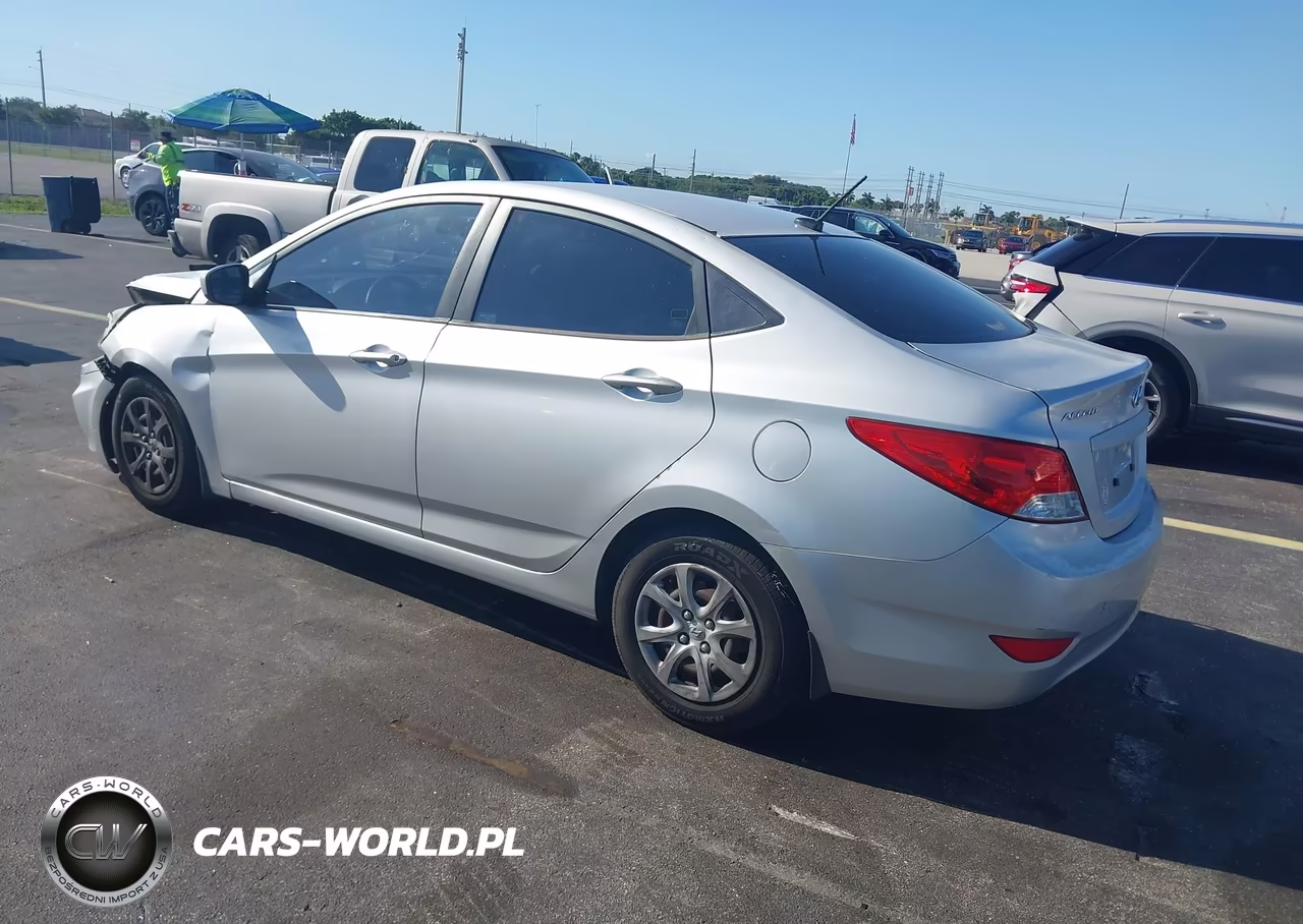 2012 Hyundai Accent Gls VIN:KMHCT4AE6CU116107 - 3