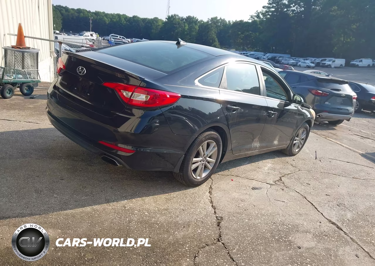 2016 Hyundai Sonata Se VIN:5NPE24AF6GH327526 - 4
