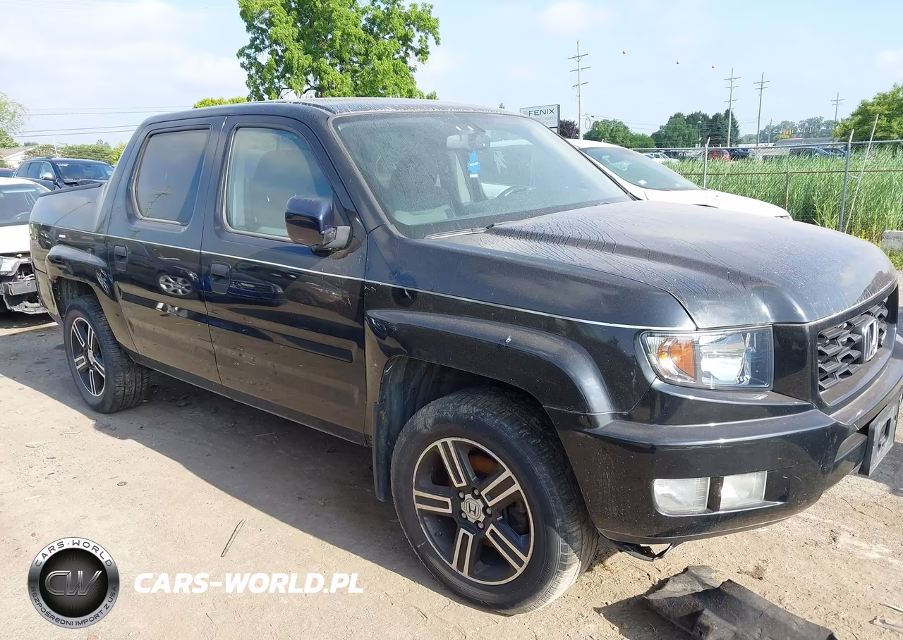 2014 Honda Ridgeline Sport VIN:5FPYK1F73EB011811 - 14