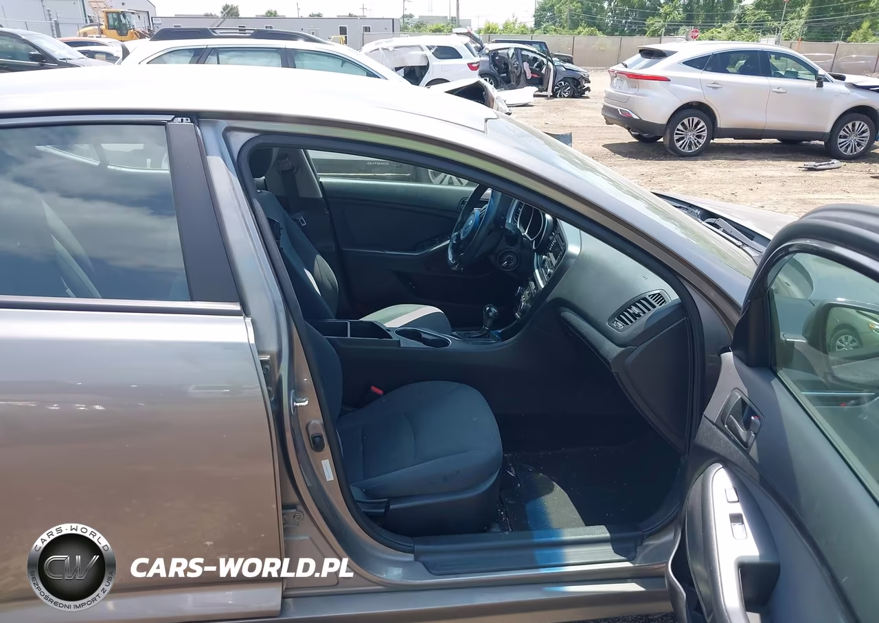 2015 Kia Optima Lx VIN:5XXGM4A74FG518867 - 5