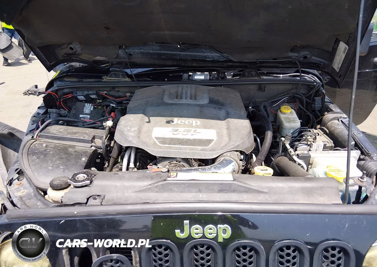 2012 Jeep Wrangler Unlimited Sahara VIN:1C4HJWEG5CL103751 - 10