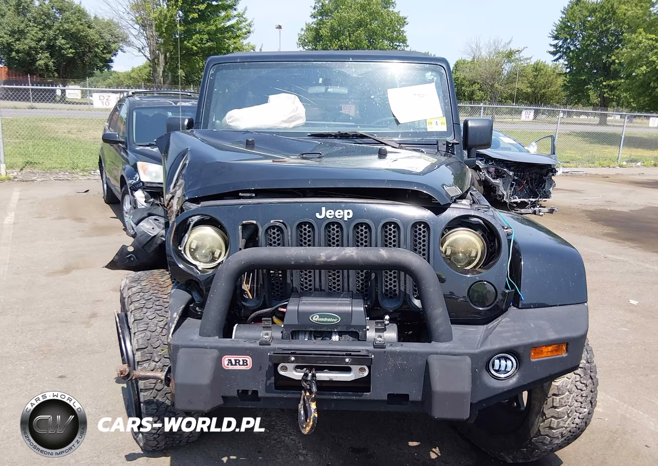 2012 Jeep Wrangler Unlimited Sahara VIN:1C4HJWEG5CL103751 - 12