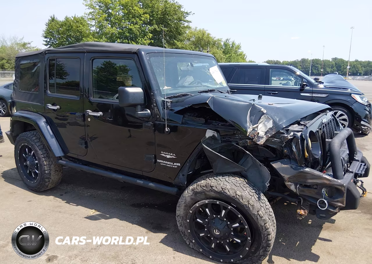 2012 Jeep Wrangler Unlimited Sahara VIN:1C4HJWEG5CL103751 - 17