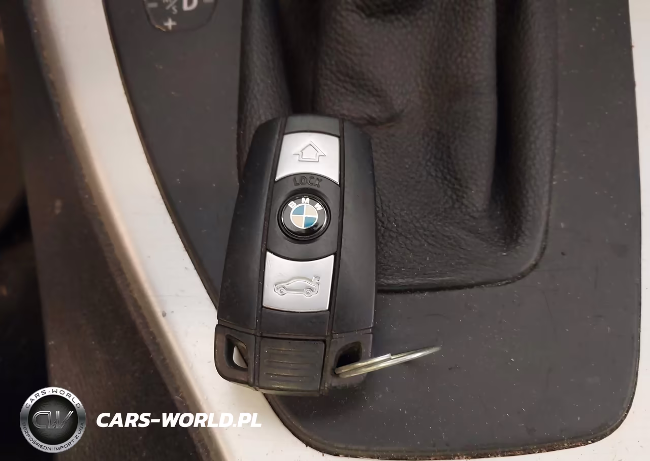 2008 BMW 328Xi VIN:WBAVT73578FZ37480 - 11