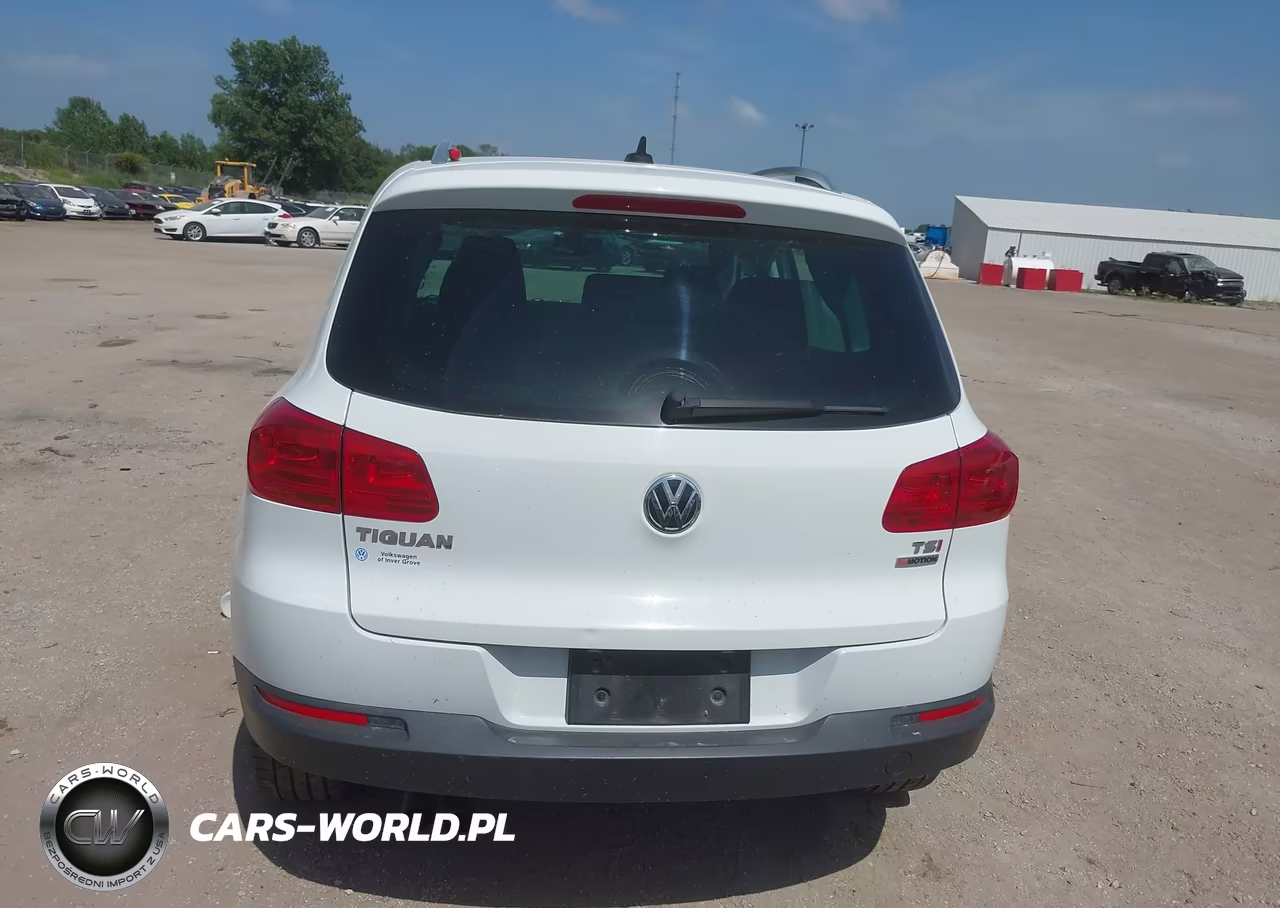 2017 Volkswagen Tiguan 2.0T Wolfsburg Edition VIN:WVGSV7AX2HW502690 - 16