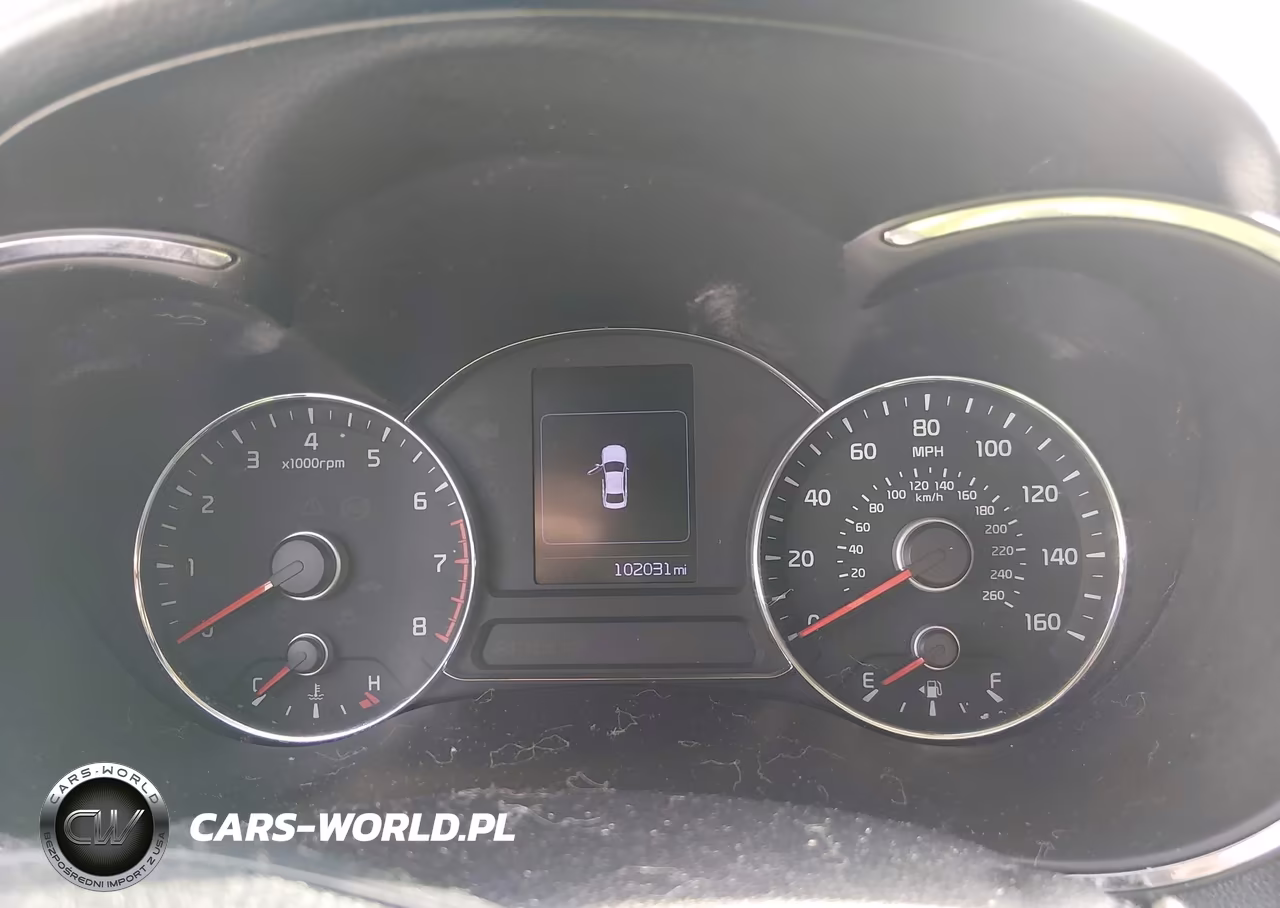 2018 Kia Forte S VIN:3KPFL4A73JE261622 - 15