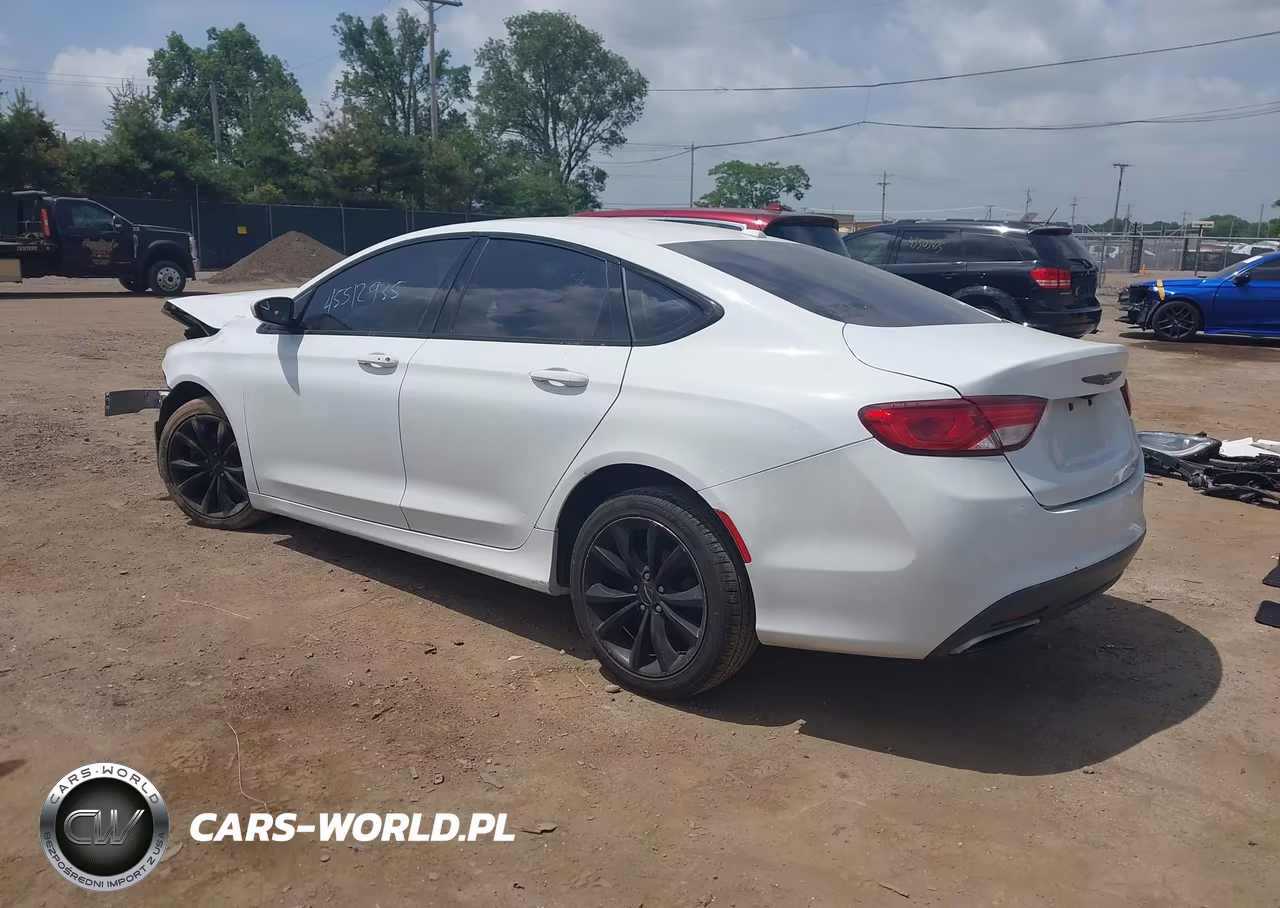 2015 Chrysler 200 S VIN:1C3CCCBB5FN751342 - 3