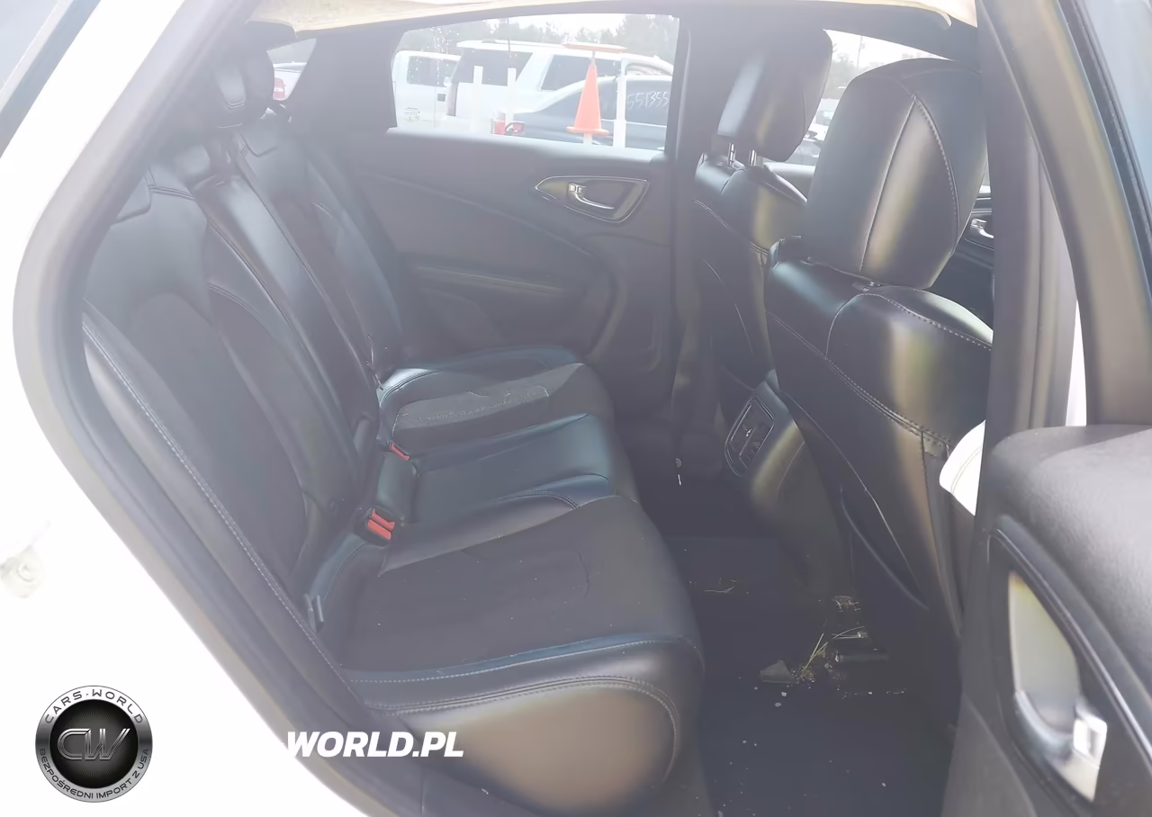 2015 Chrysler 200 S VIN:1C3CCCBB5FN751342 - 8