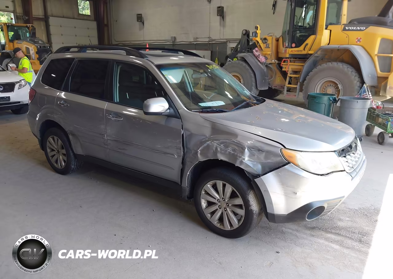 2012 Subaru Forester 2.5X Premium – zdjęcie 1 z 11