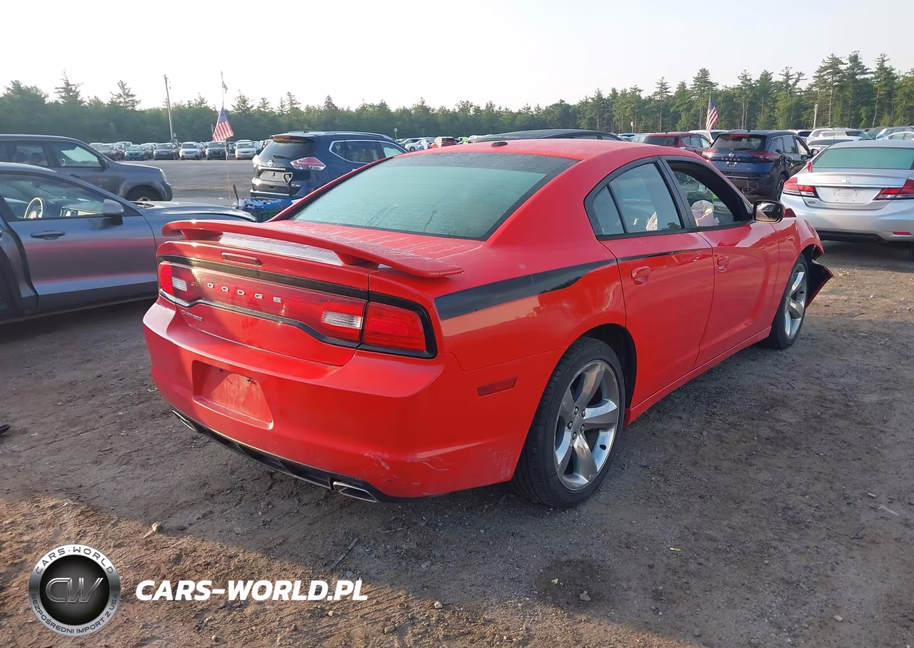 2013 Dodge Charger Sxt VIN:2C3CDXHG4DH742998 - 4