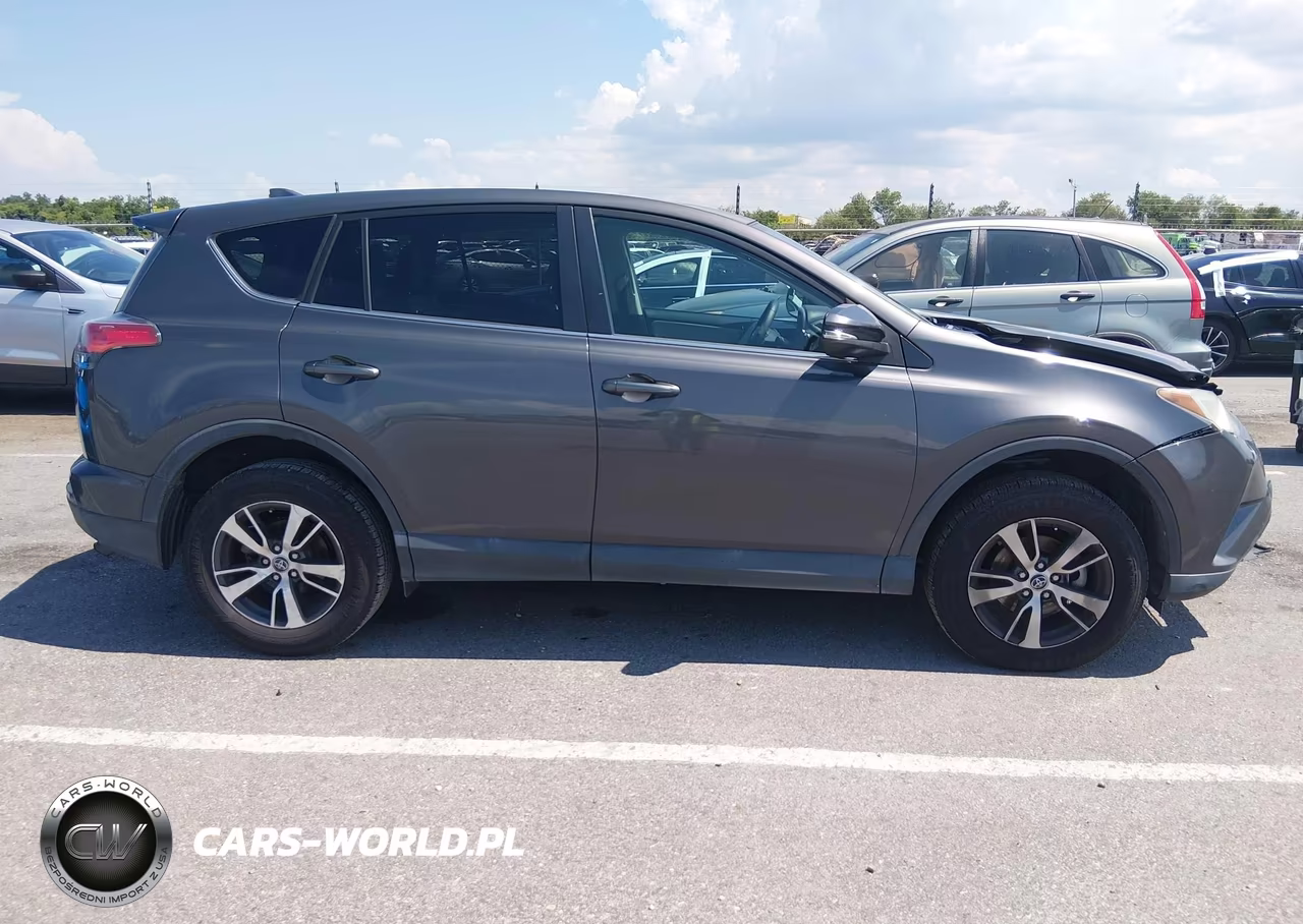 2018 Toyota Rav4 Xle VIN:2T3WFREV3JW420978 - 13