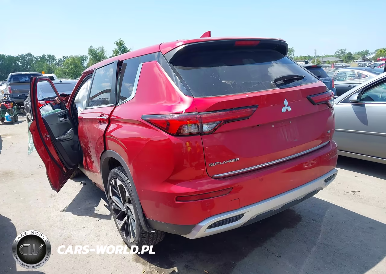 2022 Mitsubishi Outlander Black Edition S-Awc-Se 2.5 S-Awc-Se Launch Edition S-Awc VIN:JA4J4UA88NZ031143 - 3