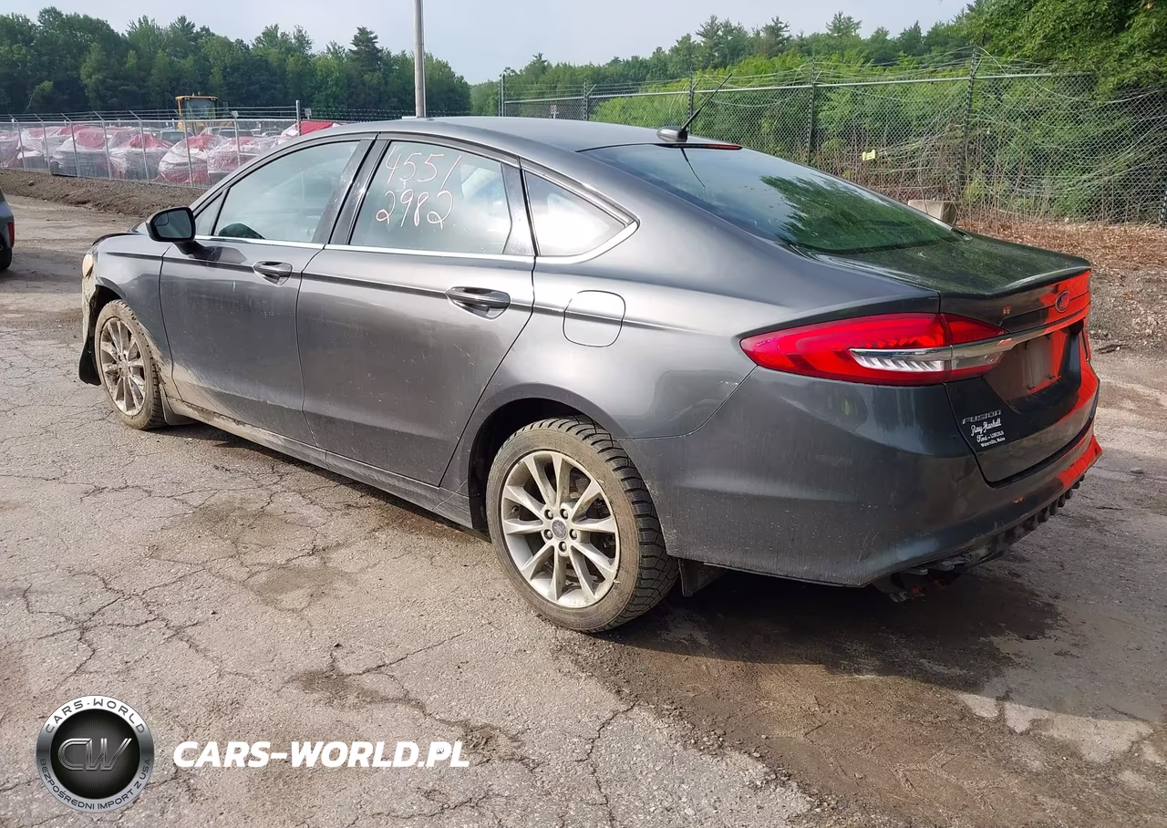 2017 Ford Fusion Se VIN:3FA6P0H70HR136122 - 3