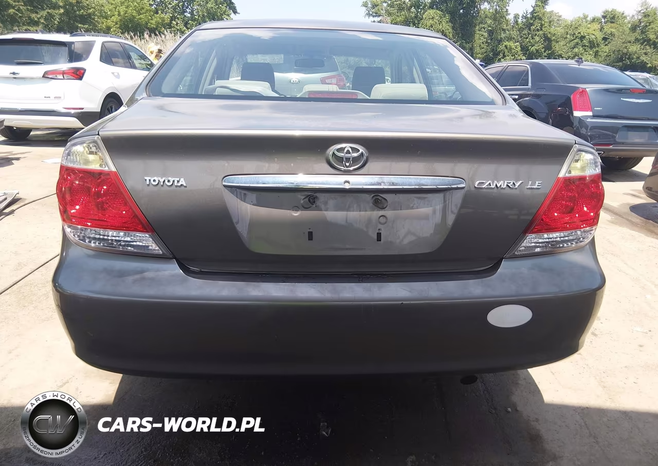 2006 Toyota Camry Le VIN:JTDBE30KX63056676 - 19