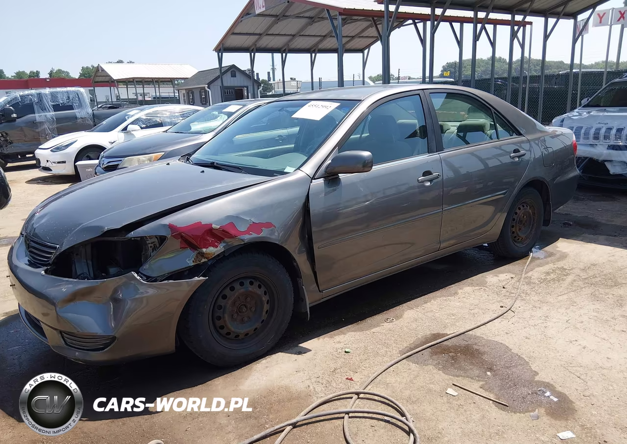 2006 Toyota Camry Le VIN:JTDBE30KX63056676 - 2