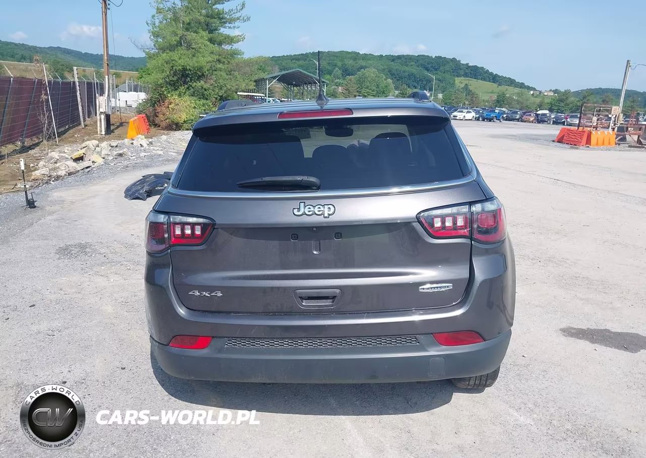 2022 Jeep Compass Latitude 4X4 VIN:3C4NJDBB5NT121089 - 17