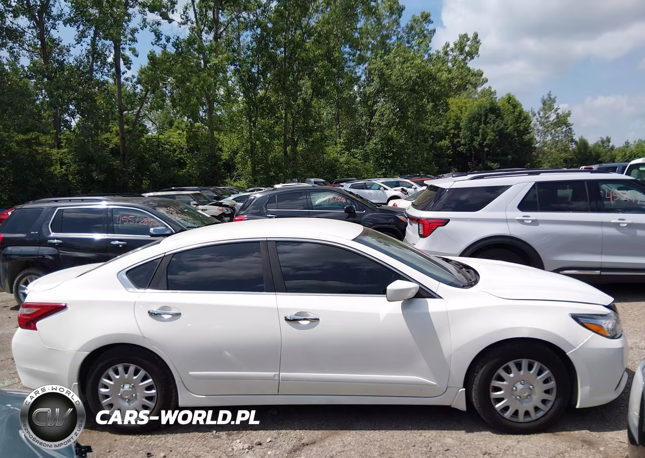 2017 Nissan Altima 2.5 S VIN:1N4AL3AP8HC148406 - 13