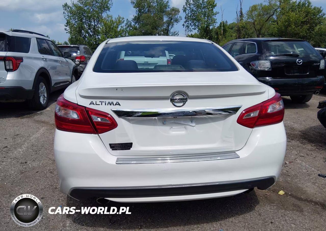 2017 Nissan Altima 2.5 S VIN:1N4AL3AP8HC148406 - 16