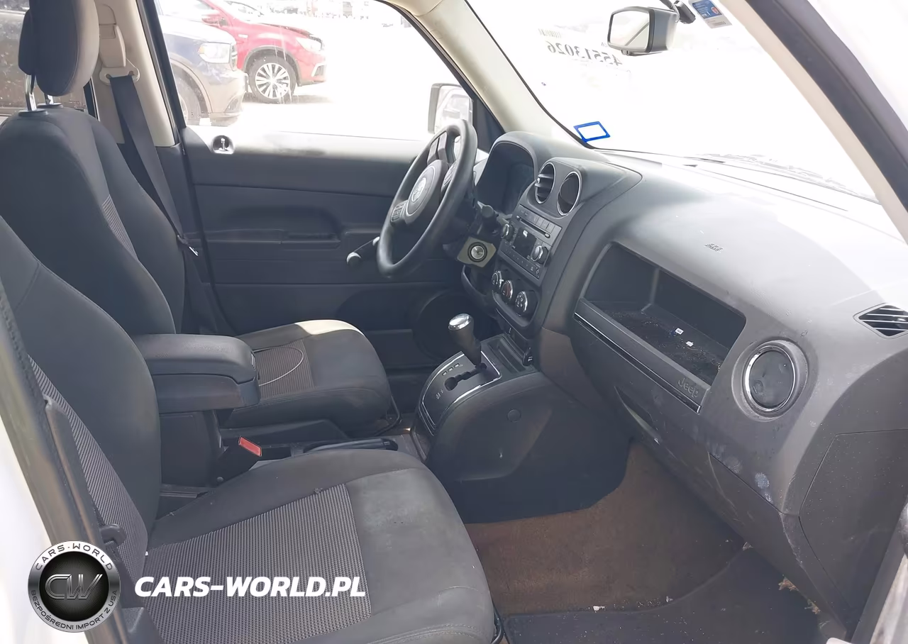 2016 Jeep Patriot Sport VIN:1C4NJPBB4GD576137 - 5