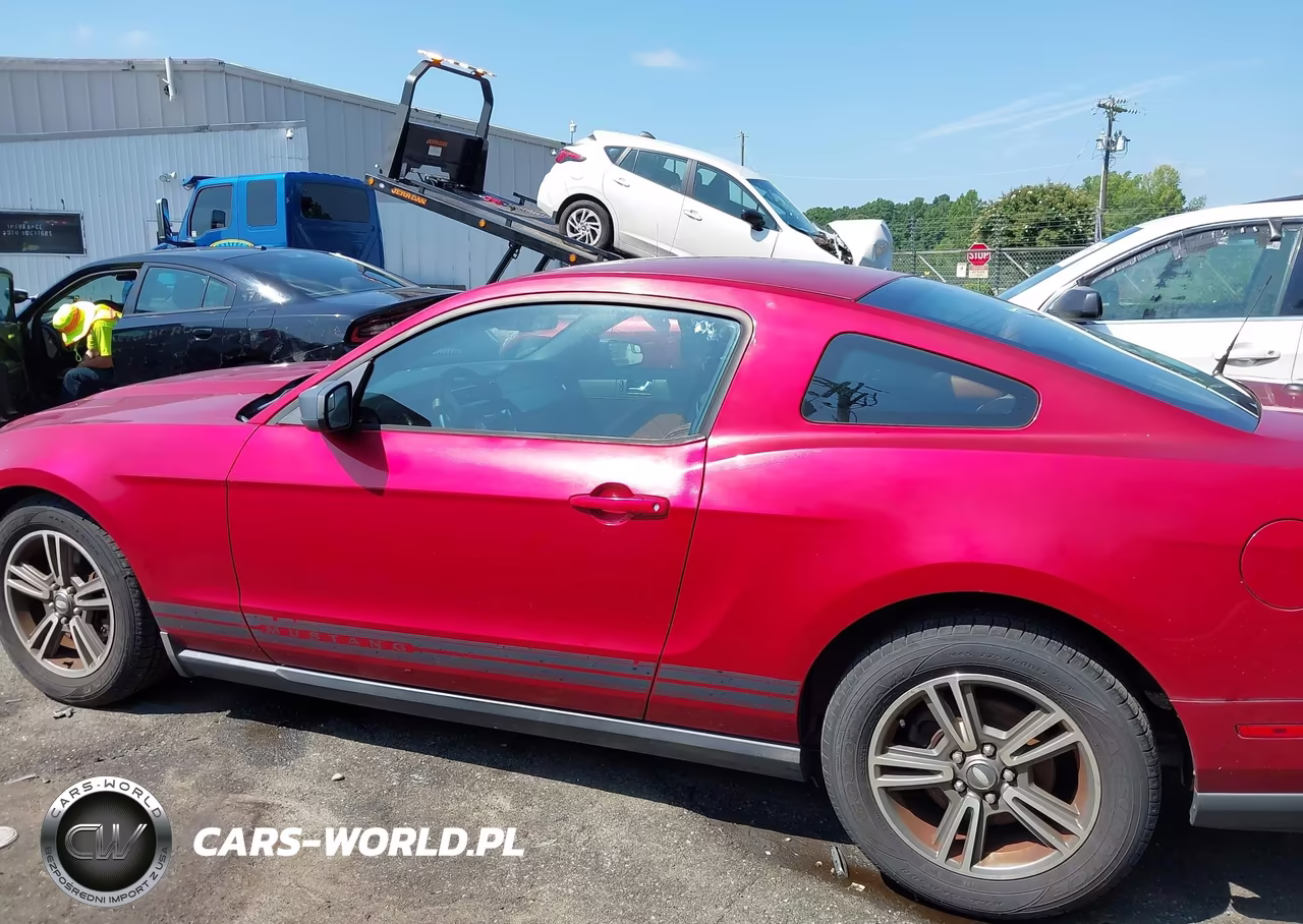 2011 Ford Mustang V6-V6 Premium VIN:1ZVBP8AM7B5119798 - 14
