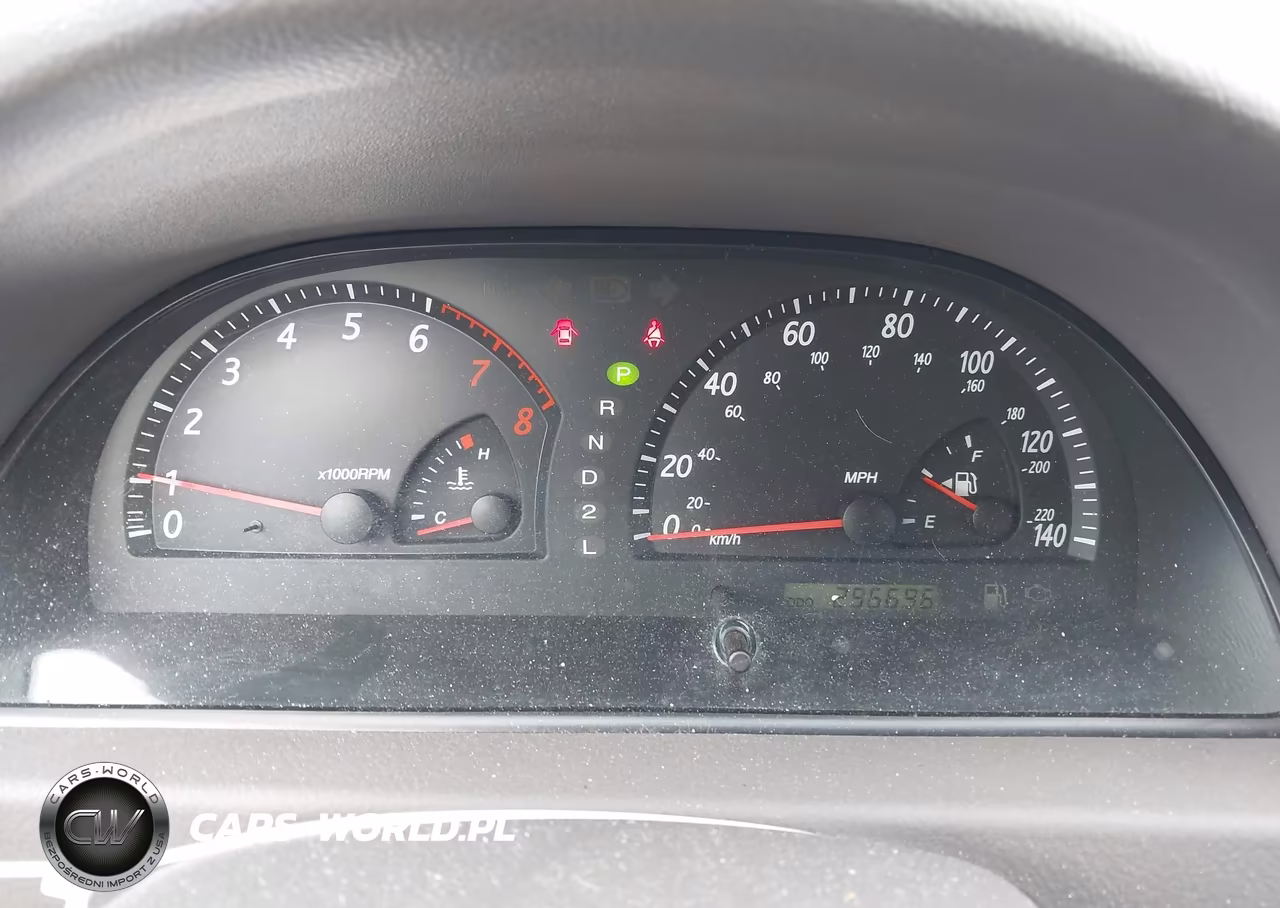 2002 Toyota Camry VIN:4T1BE32K42U083465 - 7