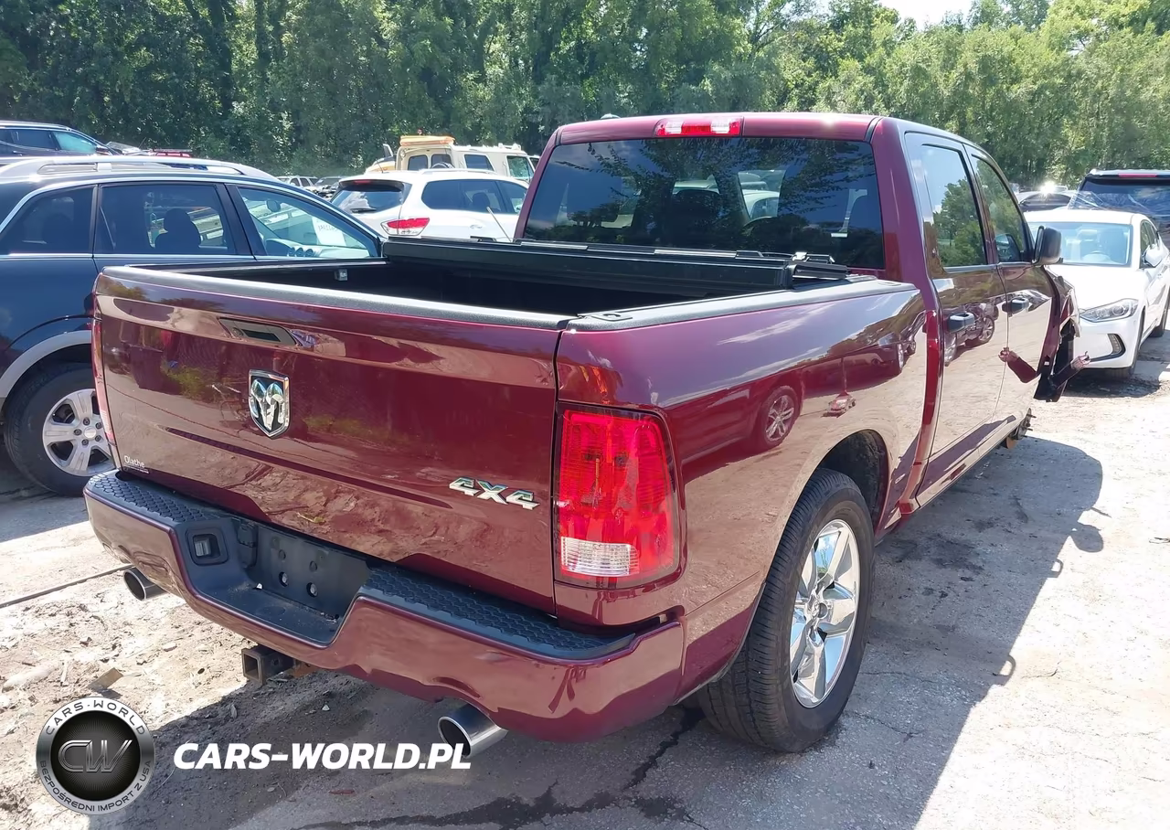 2019 Ram 1500 Classic Express 4X4 5'7 Box VIN:1C6RR7KT4KS523761 - 4