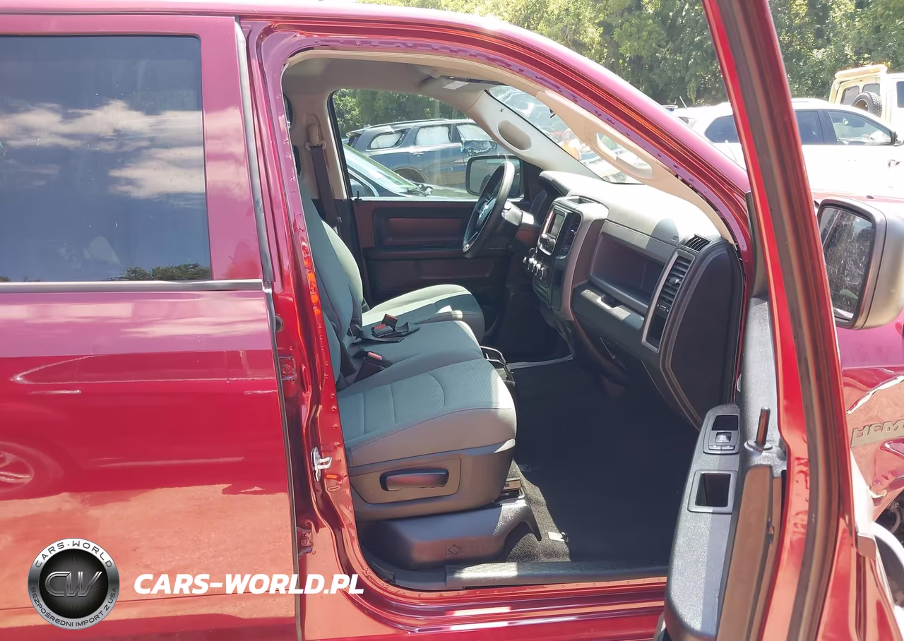 2019 Ram 1500 Classic Express 4X4 5'7 Box VIN:1C6RR7KT4KS523761 - 5
