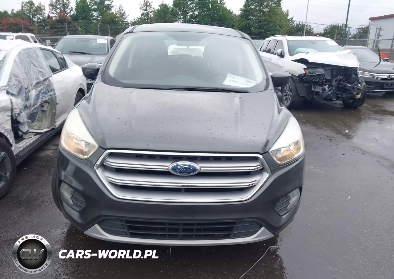 2017 Ford Escape Se VIN:1FMCU0GD8HUC06645 - 12