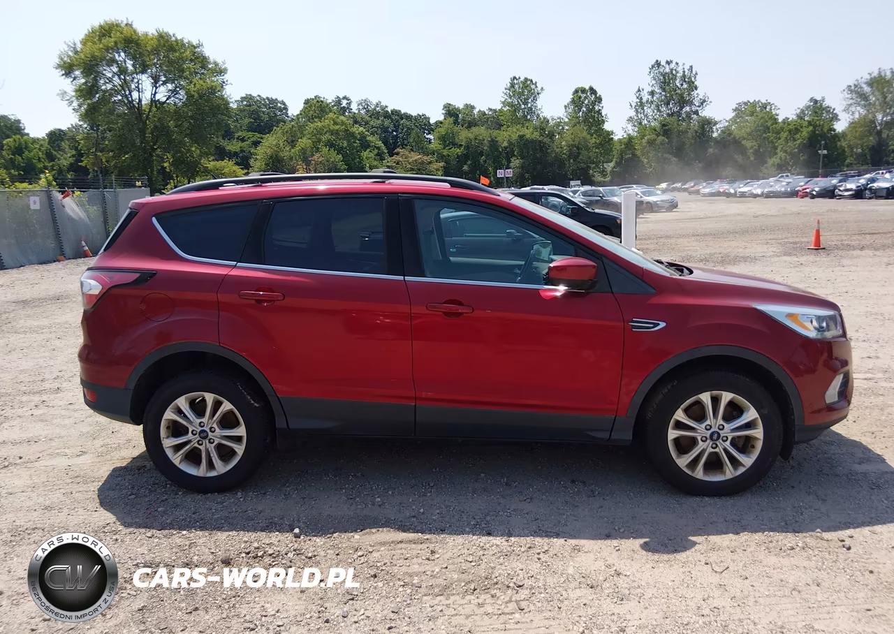 2017 Ford Escape Se VIN:1FMCU9GD9HUE63091 - 13