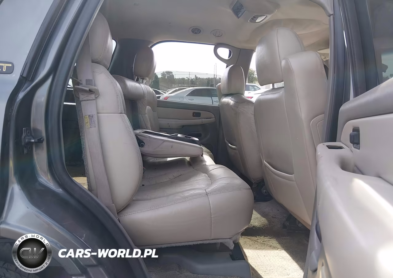 2001 Chevrolet Tahoe Lt VIN:1GNEC13T71J157536 - 8
