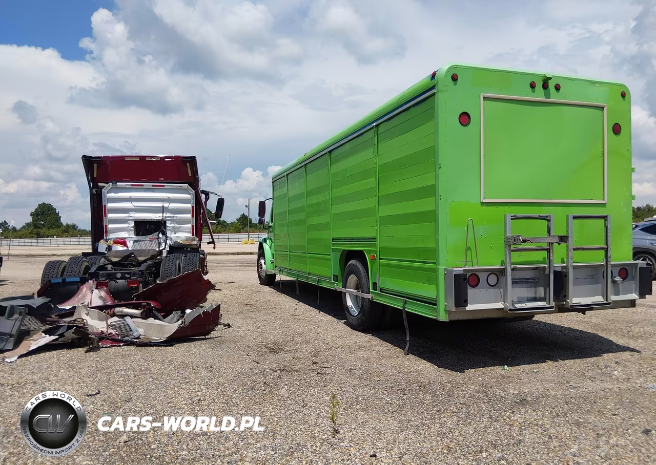 2004 Freightliner M2 106 Medium Duty VIN:1FVACXCSX4HM40224 - 3