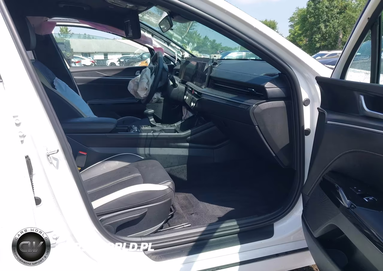 2025 Kia K5 Gt-Line VIN:KNAG64J73S5329892 - 5