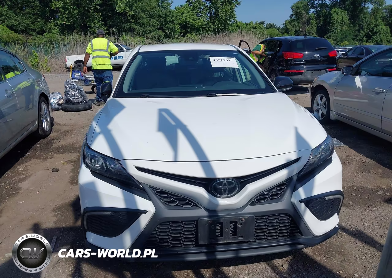 2022 Toyota Camry Se Nightshade Edition VIN:4T1T11AK4NU049892 - 13
