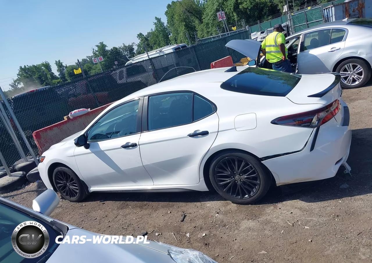 2022 Toyota Camry Se Nightshade Edition VIN:4T1T11AK4NU049892 - 15
