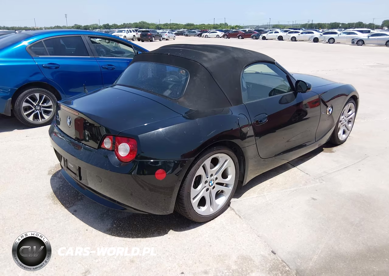 2005 BMW Z4 3.0I VIN:4USBT53505LT29138 - 4