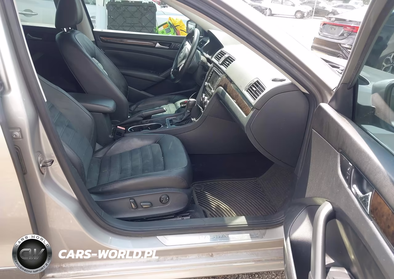2014 Volkswagen Passat 2.0L Tdi Sel Premium VIN:1VWCN7A30EC058922 - 5