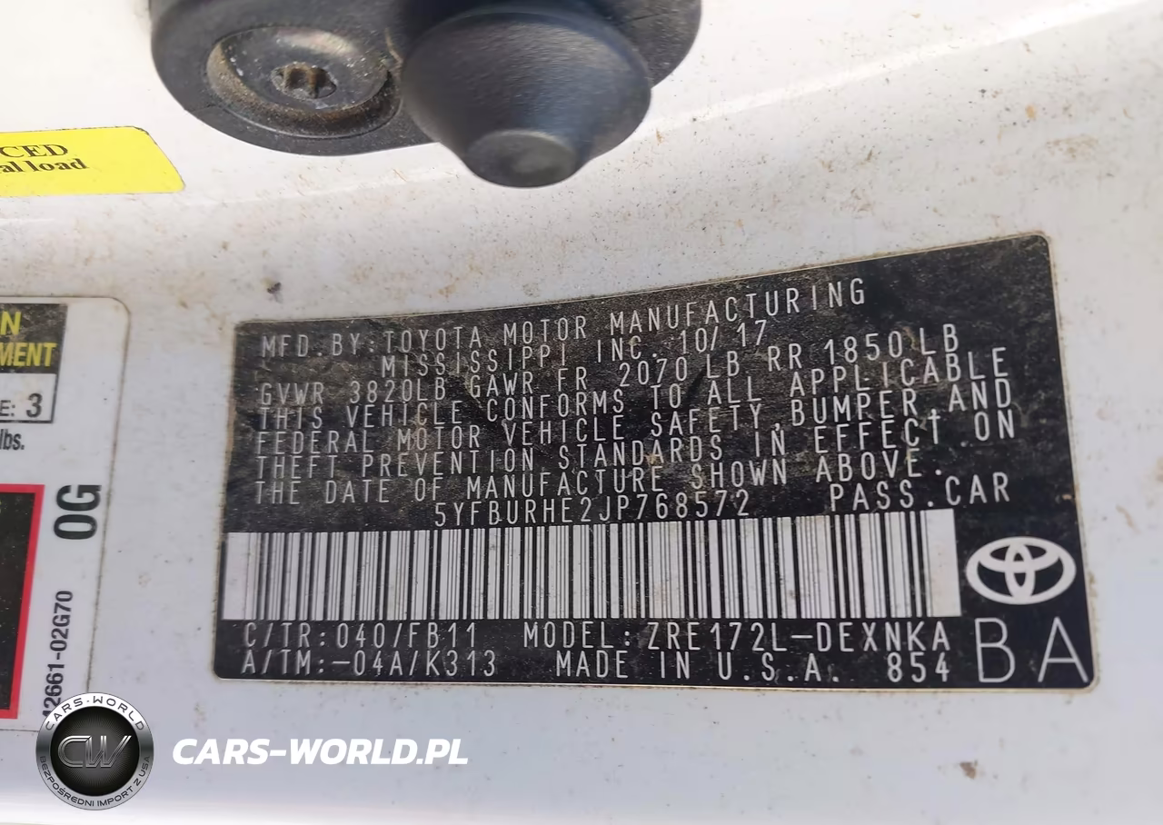 2018 Toyota Corolla Le VIN:5YFBURHE2JP768572 - 9