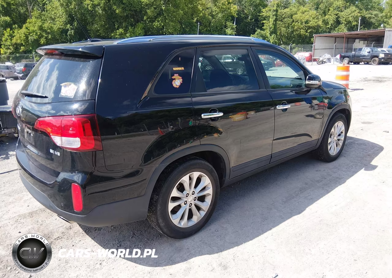 2015 Kia Sorento Ex V6 VIN:5XYKU4A70FG587223 - 4