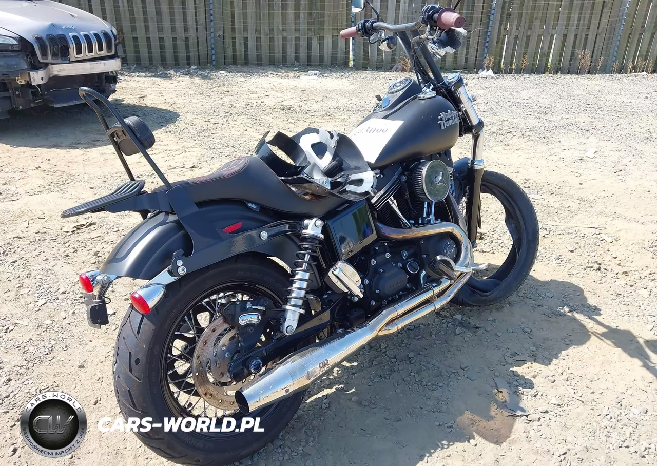 2017 Harley-Davidson Fxdb Dyna Street Bob VIN:1HD1GXM14HC302668 - 4