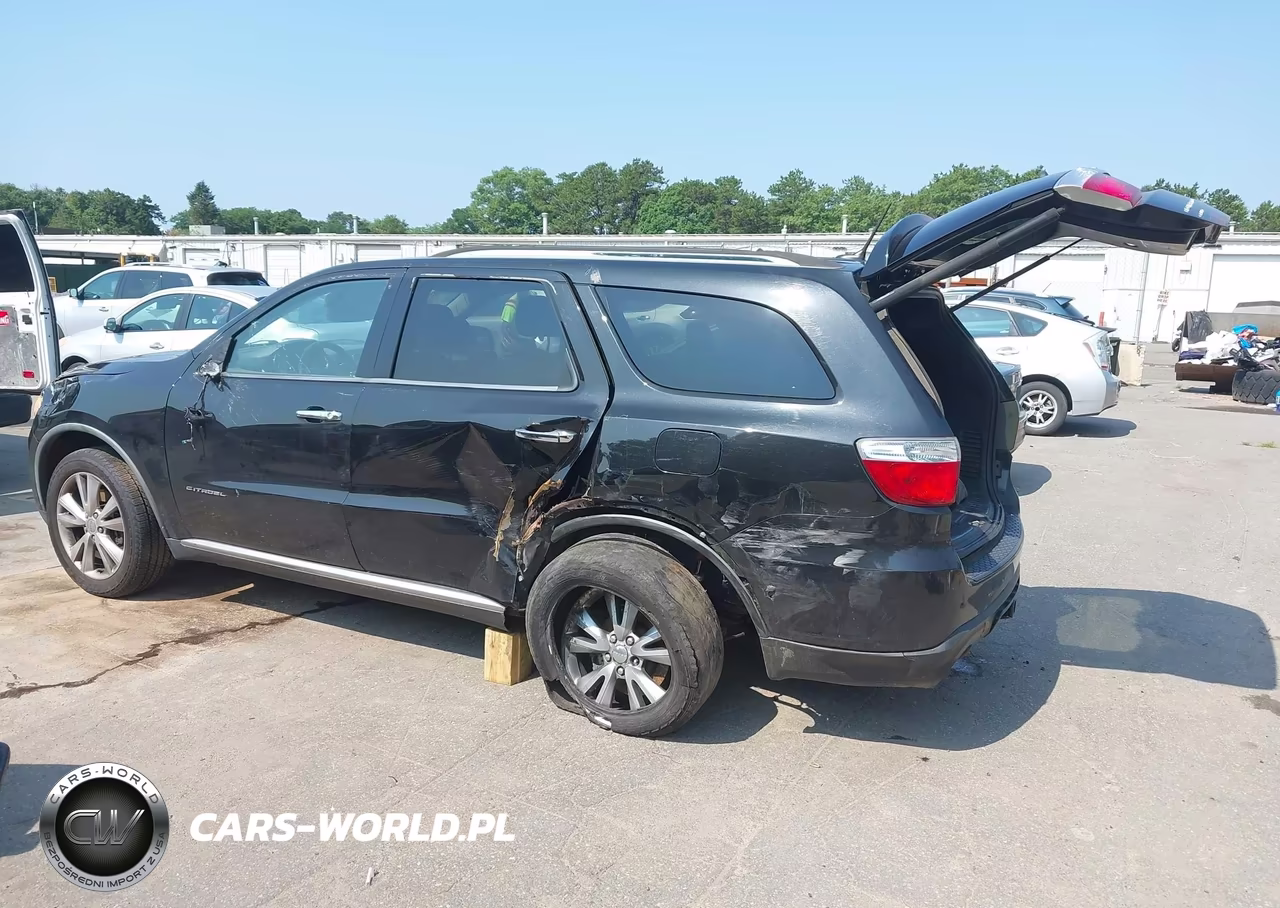 2011 Dodge Durango Citadel VIN:1D4SE5GT3BC595180 - 3