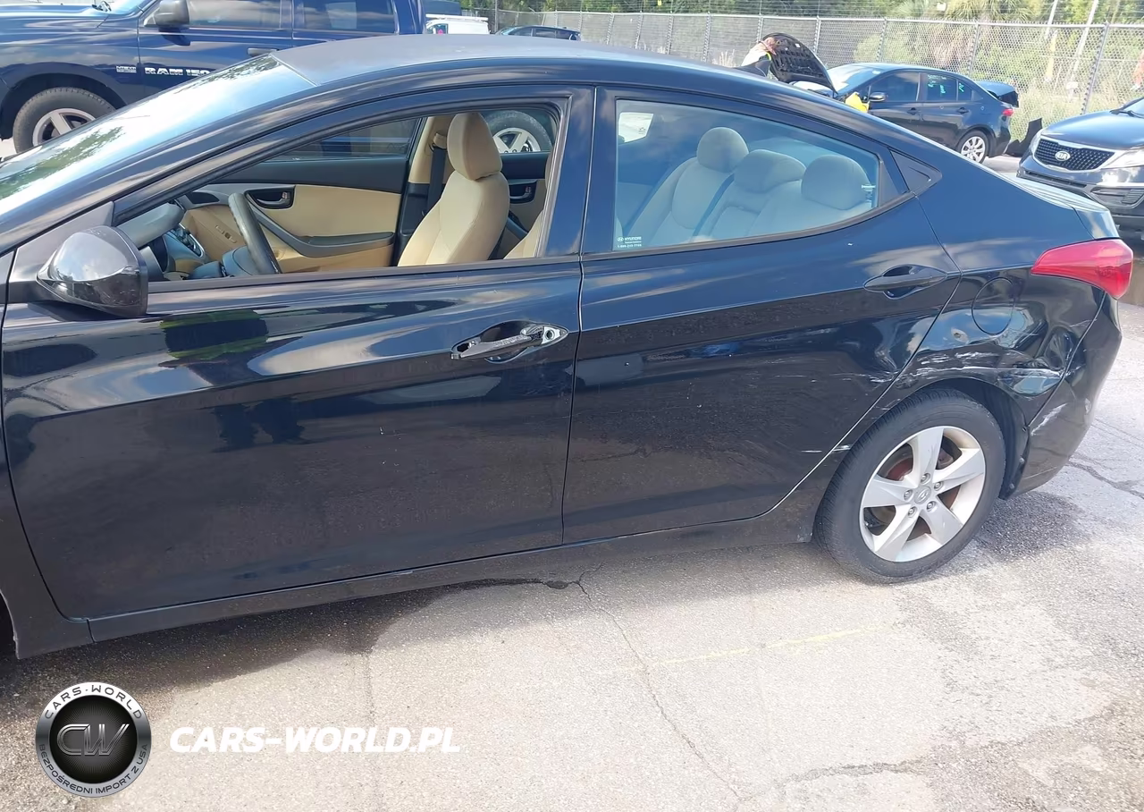 2013 Hyundai Elantra Gls VIN:5NPDH4AE2DH328184 - 12