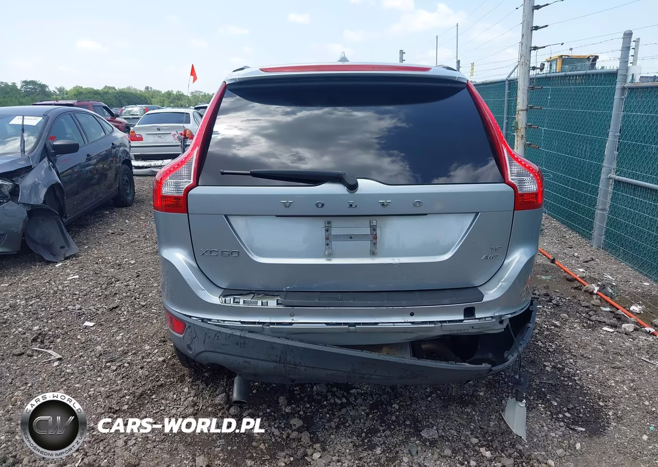 2010 Volvo Xc60 T6-T6 R-Design VIN:YV4992DZ3A2031991 - 16