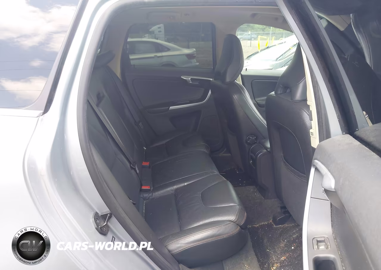 2010 Volvo Xc60 T6-T6 R-Design VIN:YV4992DZ3A2031991 - 8